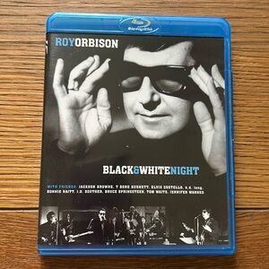 Roy Orbison: Black & White Night.  Blu-ray Disc.